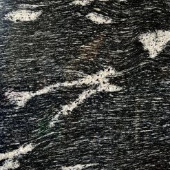 Chi tiết vân đá granite đen cá tự nhiên
