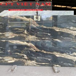 Đá granite Titianium Gold màu đen vân vàng tự nhiên tại kho đá CPT Việt Nam