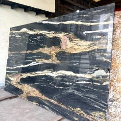 Đá hoa cương màu vàng đen Titanium Gold tại kho đá CPT Việt Nam